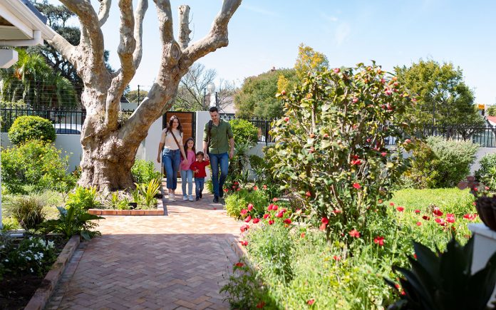 How-to-Plan-a-Small-Garden