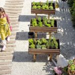 Original gardens with recycled objects Original-gardens-with-recycled-objects