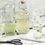 Recipes for creating a homemade herbicide with vinegar Recipes-for-creating-a-homemade-herbicide-with-vinegar