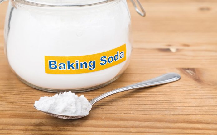 Uses-of-baking-soda-in-the-garden